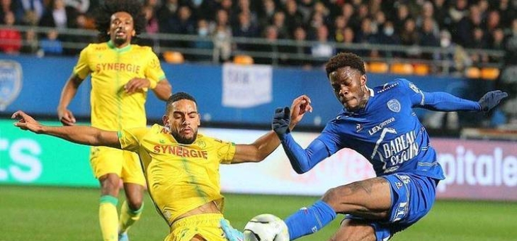 波尔多客场三球大胜南特，表现出色